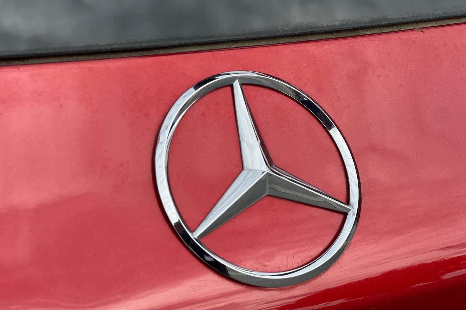 Thumbnail: 2018 Mercedes-Benz GLC - 17