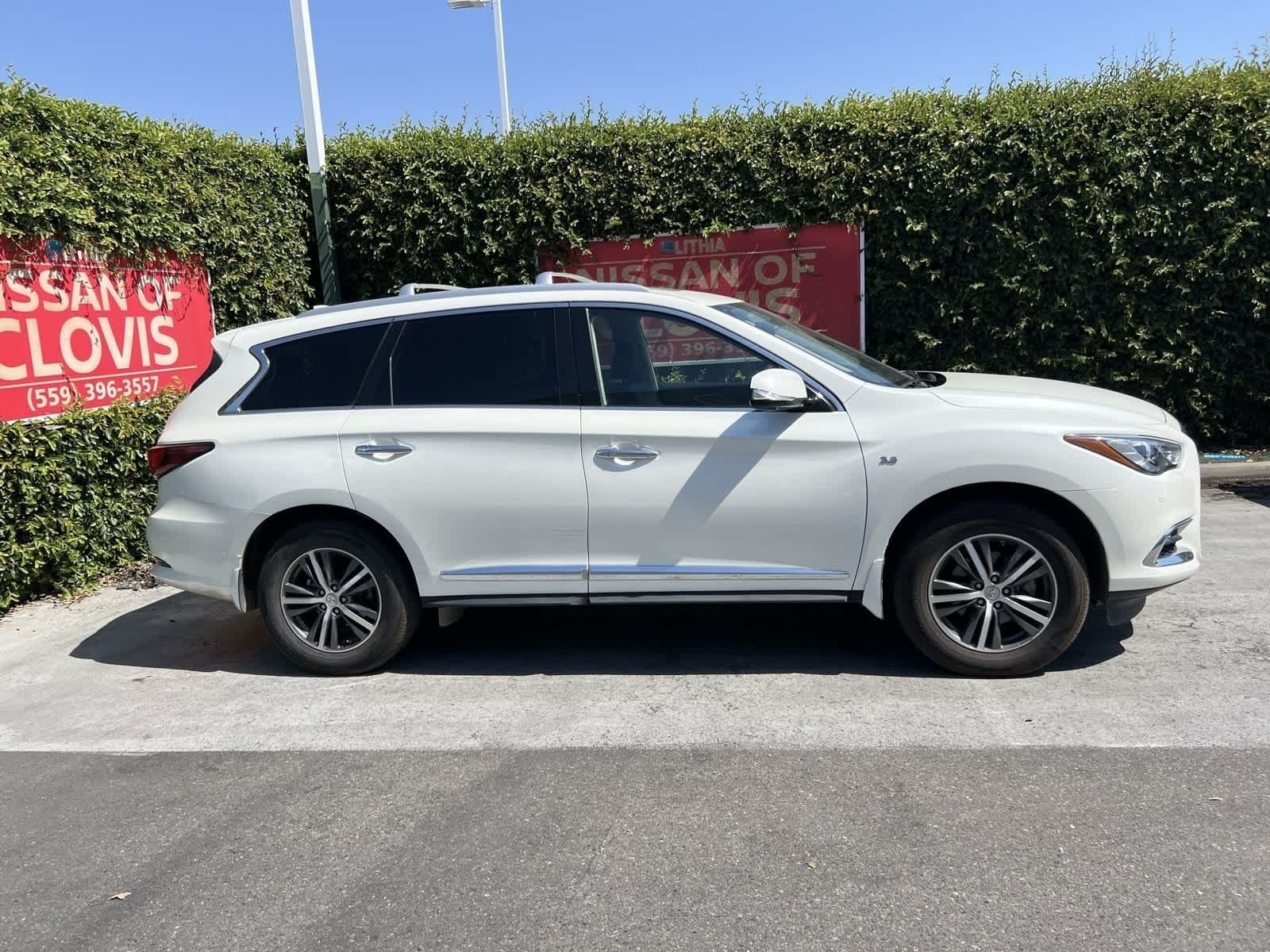 2017 INFINITI QX60  13