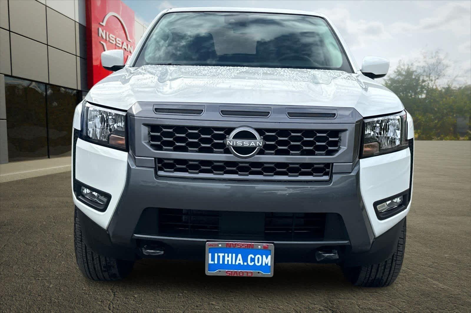 Thumbnail: 2025 Nissan Frontier - 11