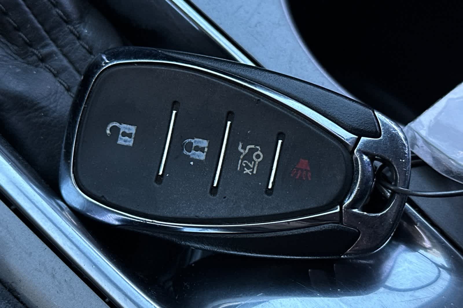 Thumbnail: 2017 Chevrolet Malibu - 27