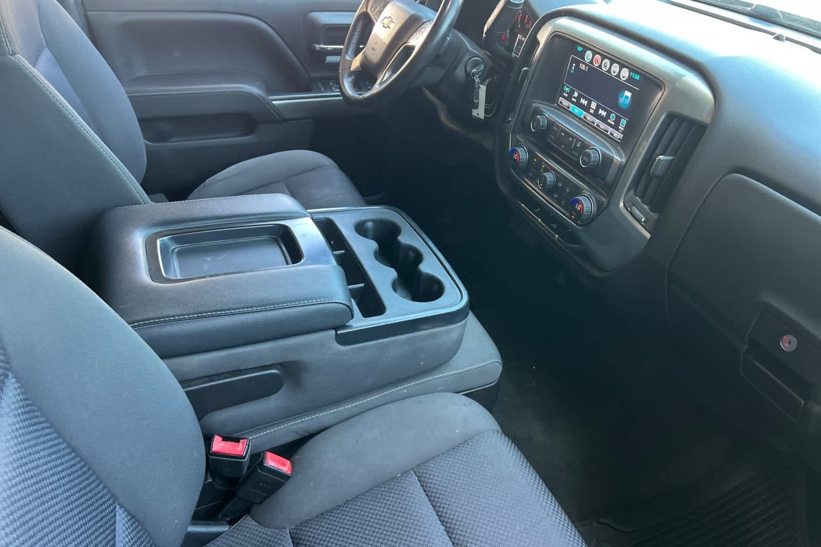Thumbnail: 2018 Chevrolet Silverado 1500 - 19