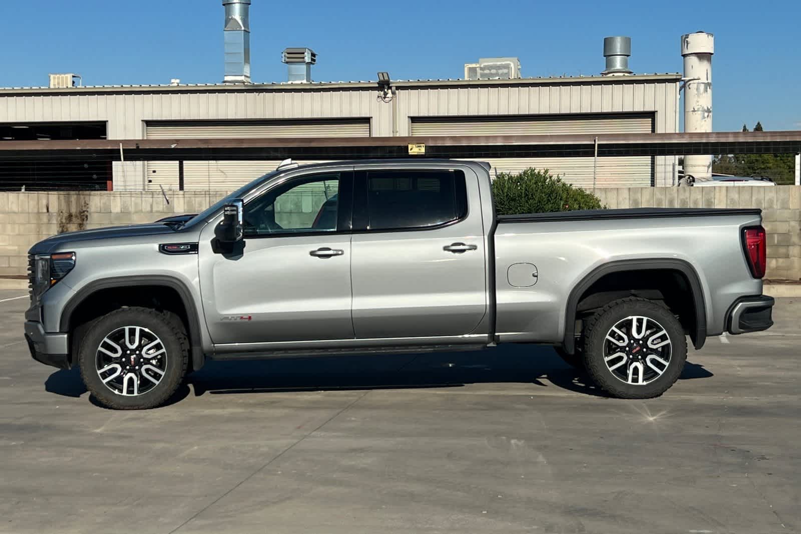 Thumbnail: 2024 GMC Sierra 1500 - 6