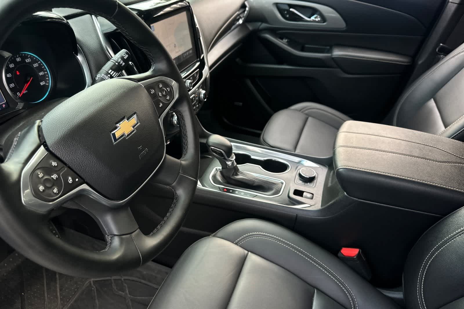 Thumbnail: 2023 Chevrolet Traverse - 12