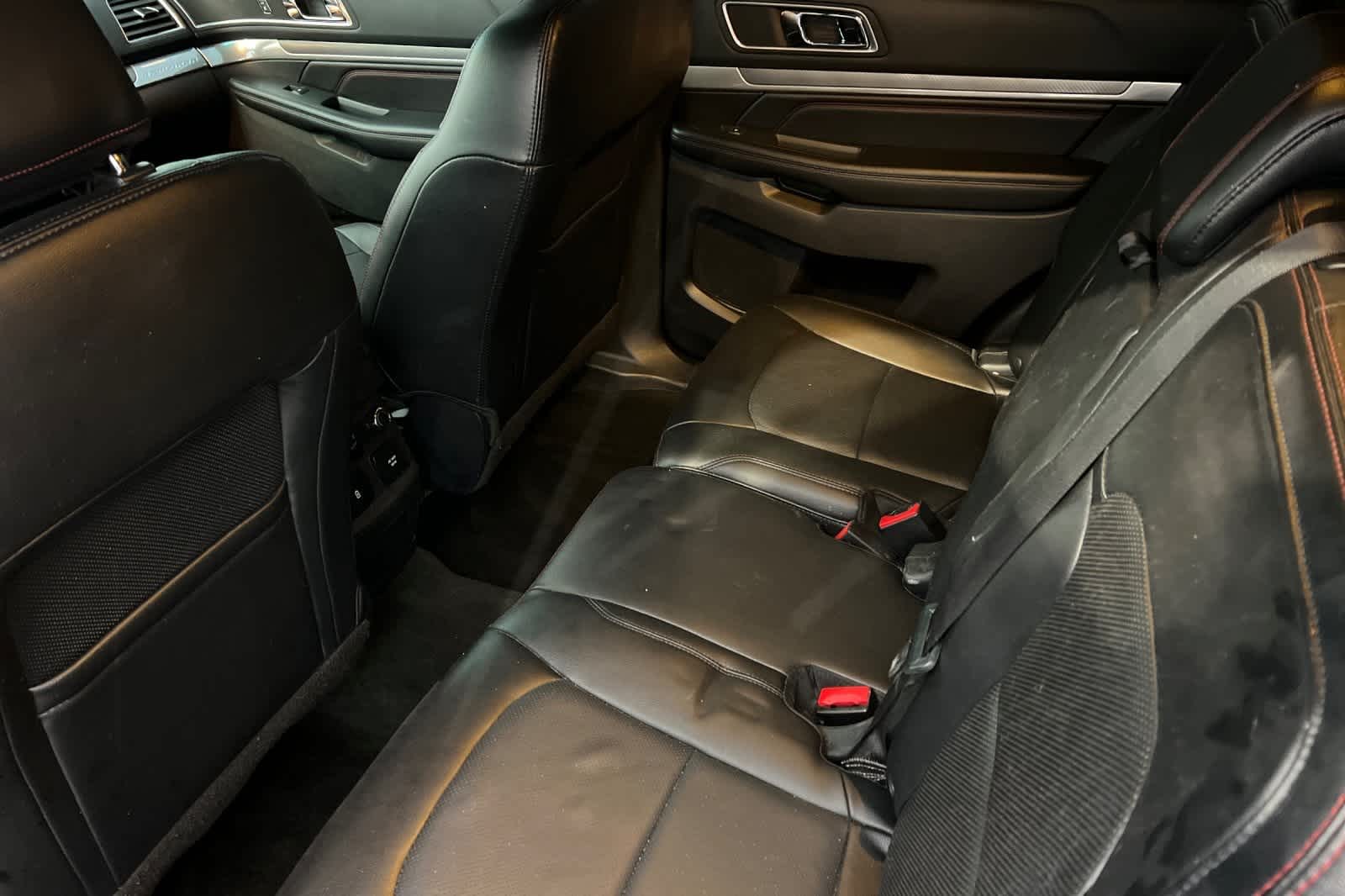 Thumbnail: 2016 Ford Explorer - 5