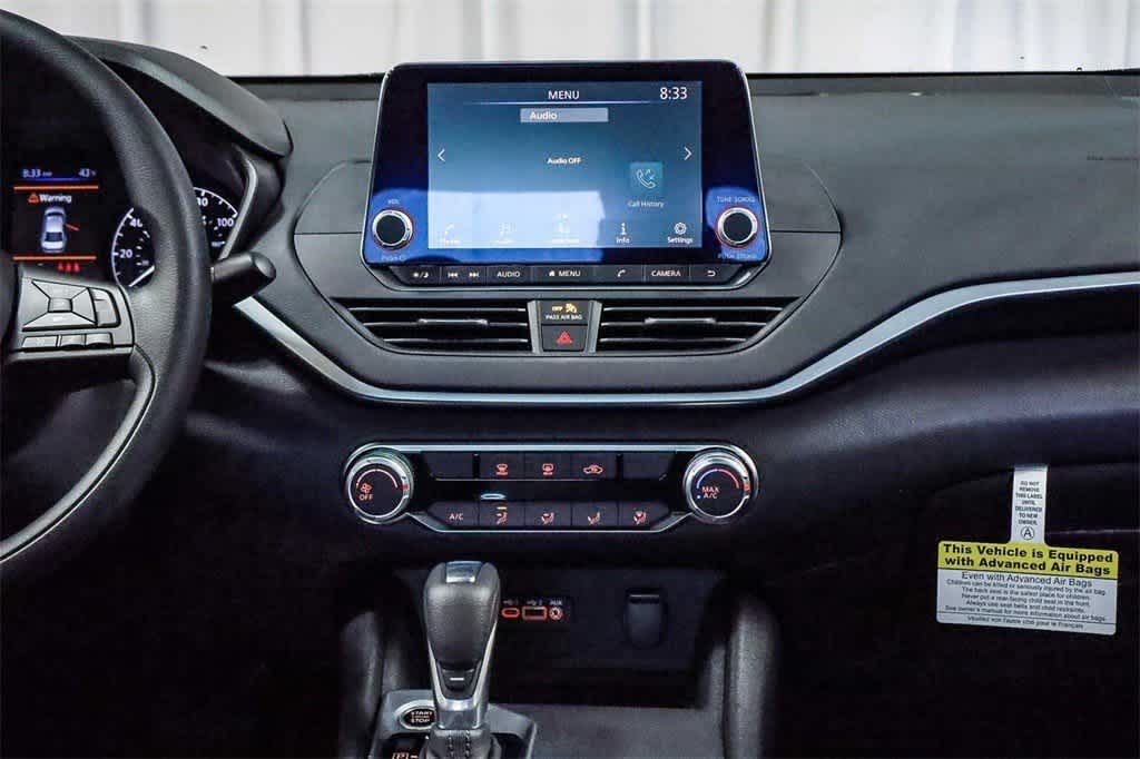 Thumbnail: 2025 Nissan Altima - 8