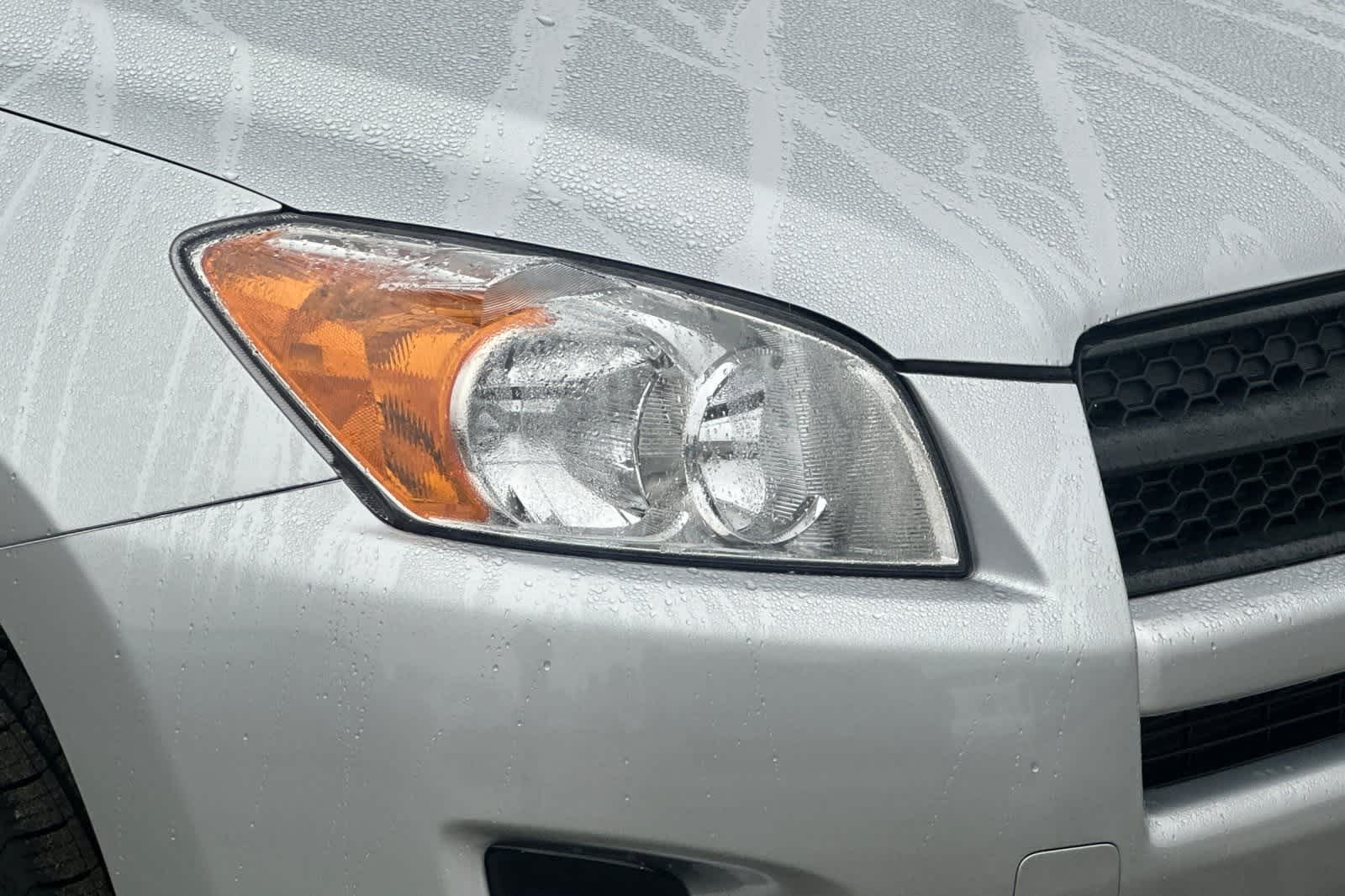 Thumbnail: 2011 Toyota RAV4 - 30