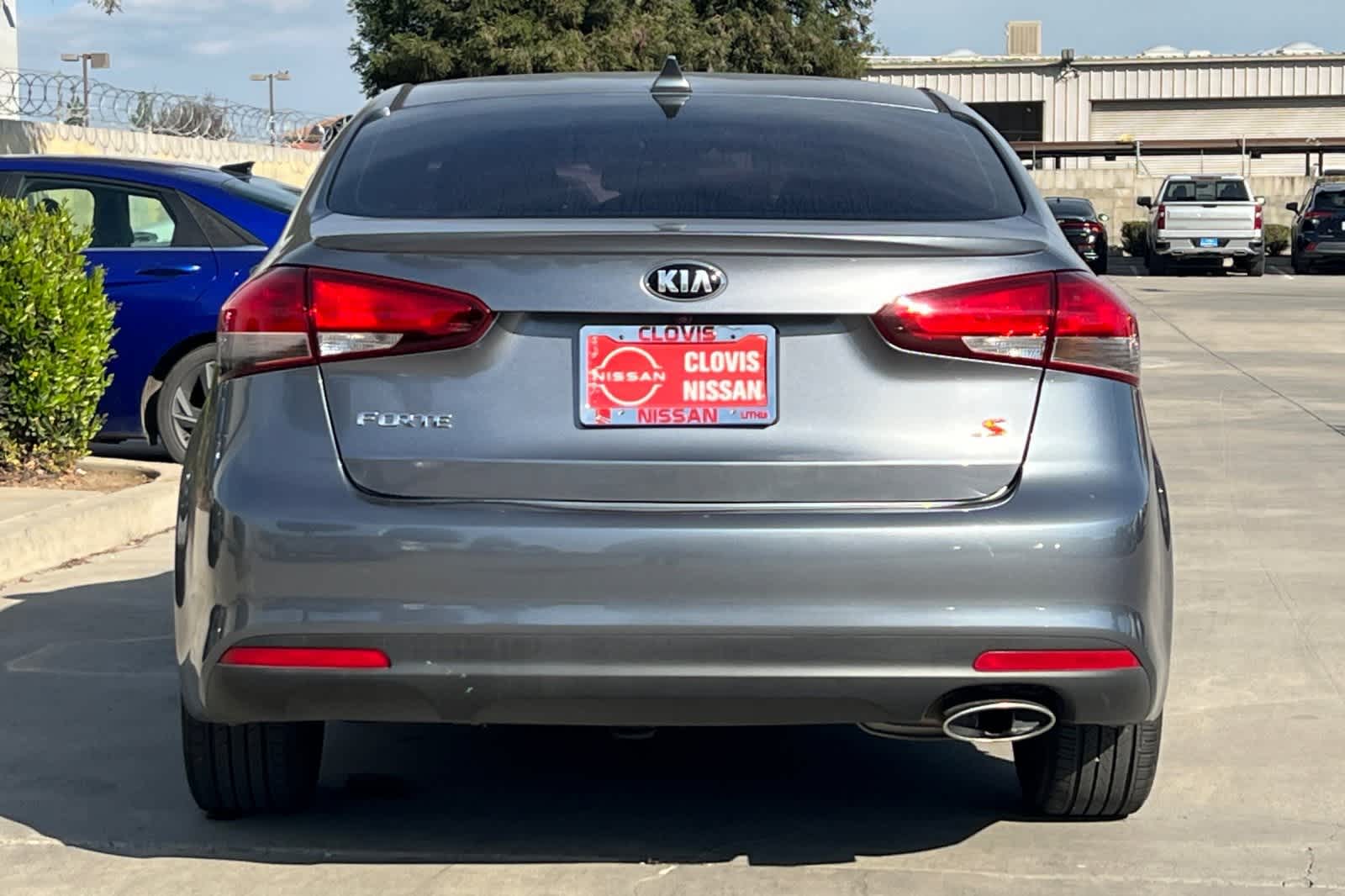 Thumbnail: 2018 Kia Forte - 8