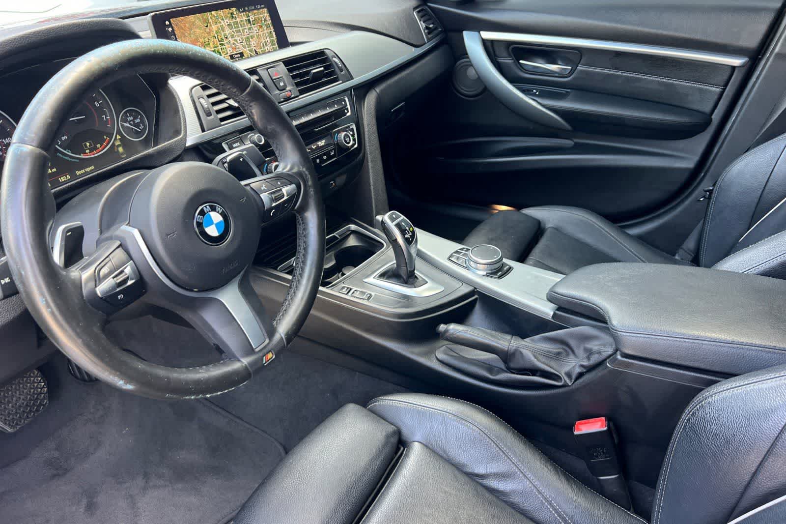 Thumbnail: 2018 BMW 3 Series - 14