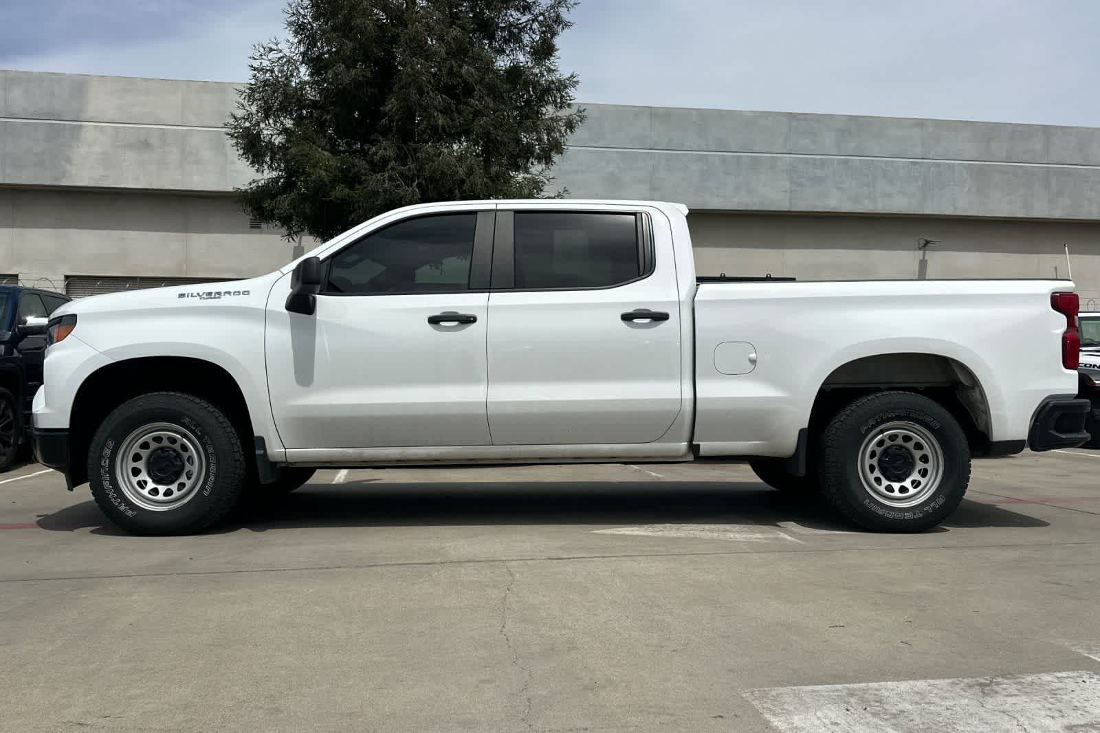 Thumbnail: 2022 Chevrolet Silverado 1500 - 6