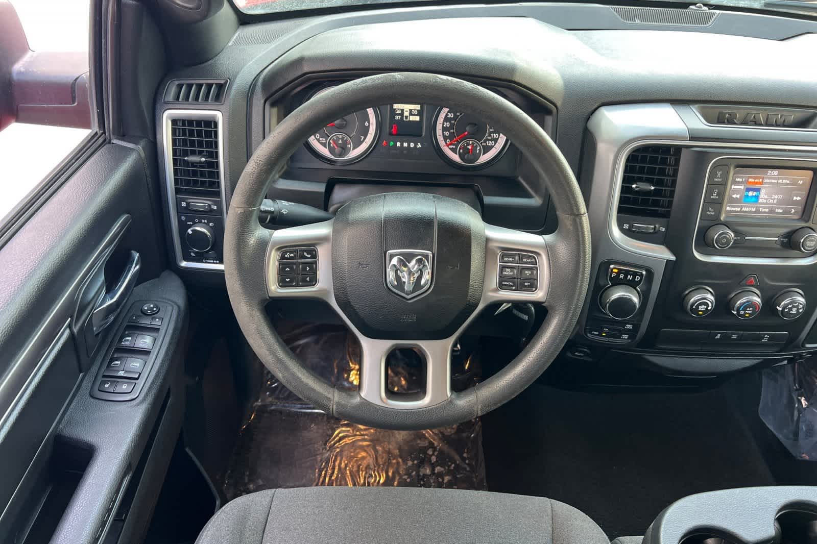 Thumbnail: 2022 RAM 1500 Classic - 14