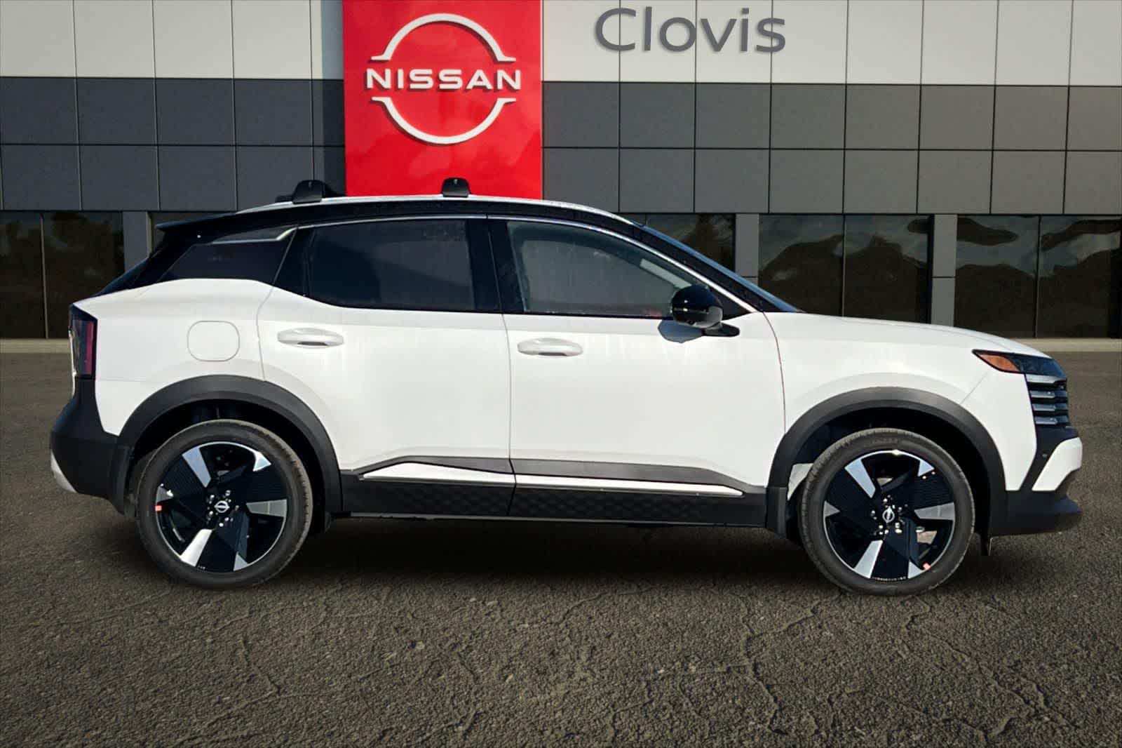 Thumbnail: 2026 Nissan Kicks - 9