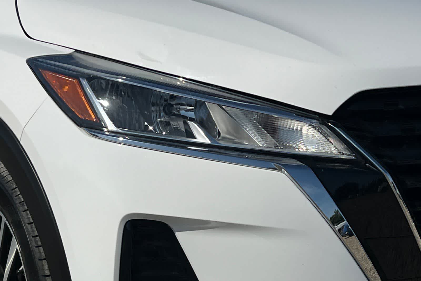 Thumbnail: 2023 Nissan Kicks - 33