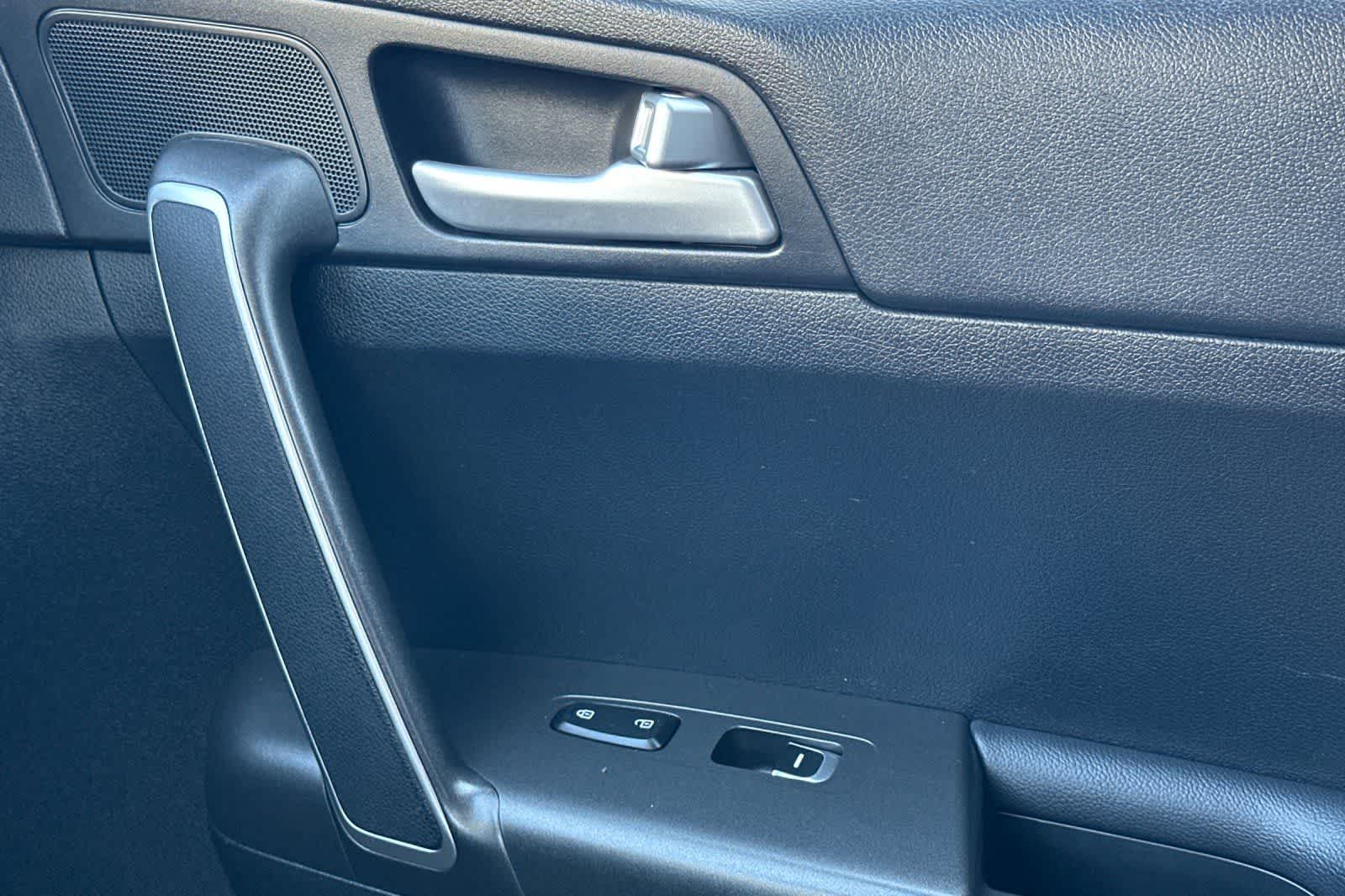 Thumbnail: 2021 Kia Sportage - 21