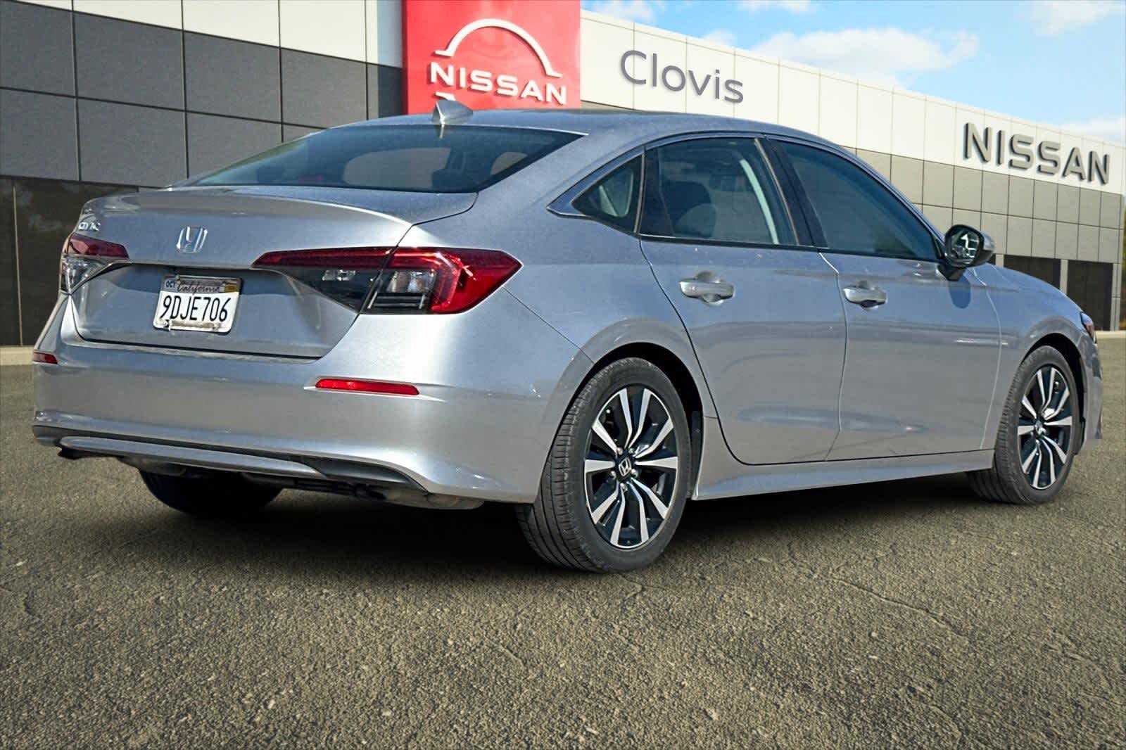 Thumbnail: 2022 Honda Civic - 3