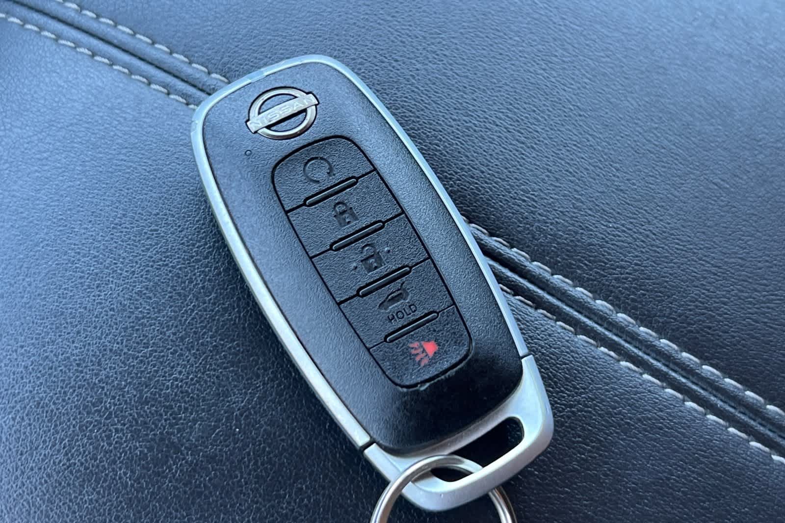 Thumbnail: 2025 Nissan Pathfinder - 25