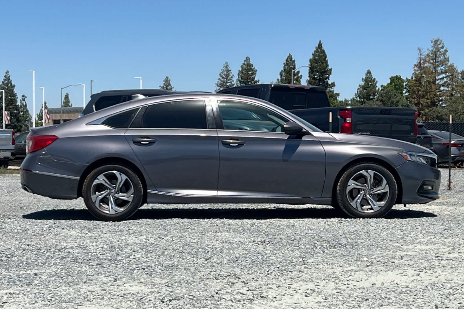 Thumbnail: 2018 Honda Accord - 9