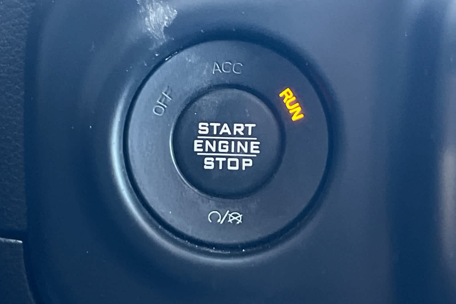 Thumbnail: 2019 Jeep Wrangler - 24