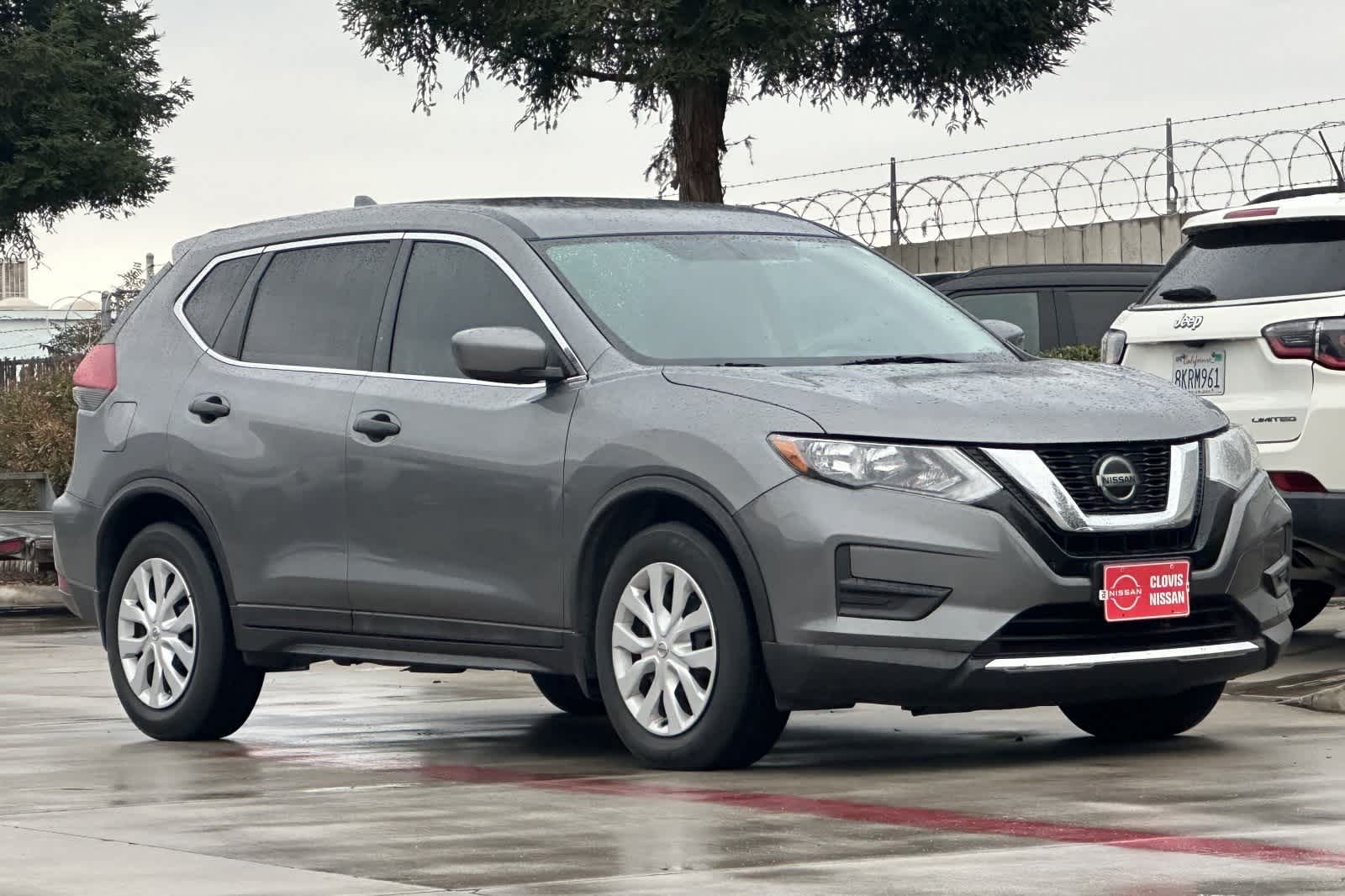 Thumbnail: 2018 Nissan Rogue - 10