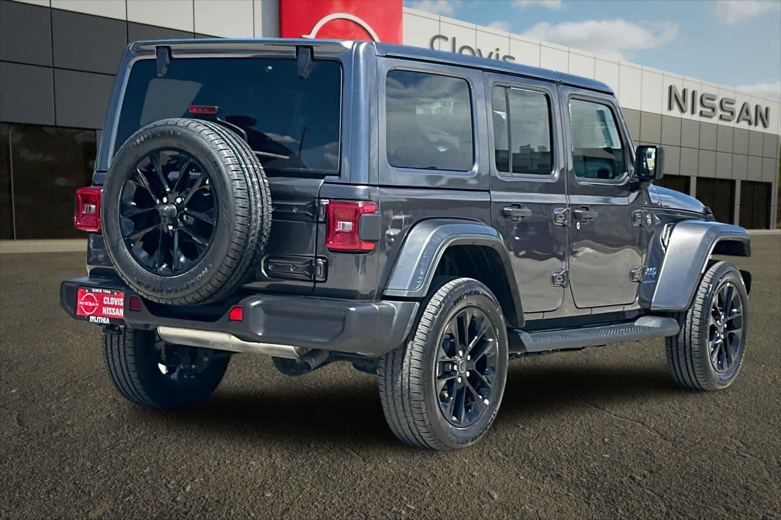 Thumbnail: 2025 Jeep Wrangler - 3