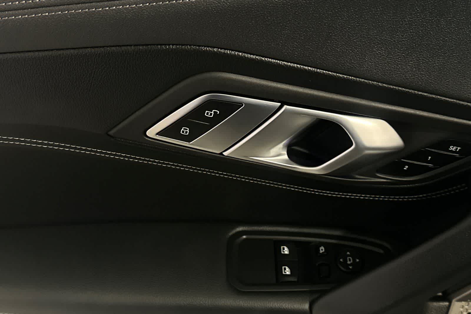 Thumbnail: 2025 BMW Z4 - 12