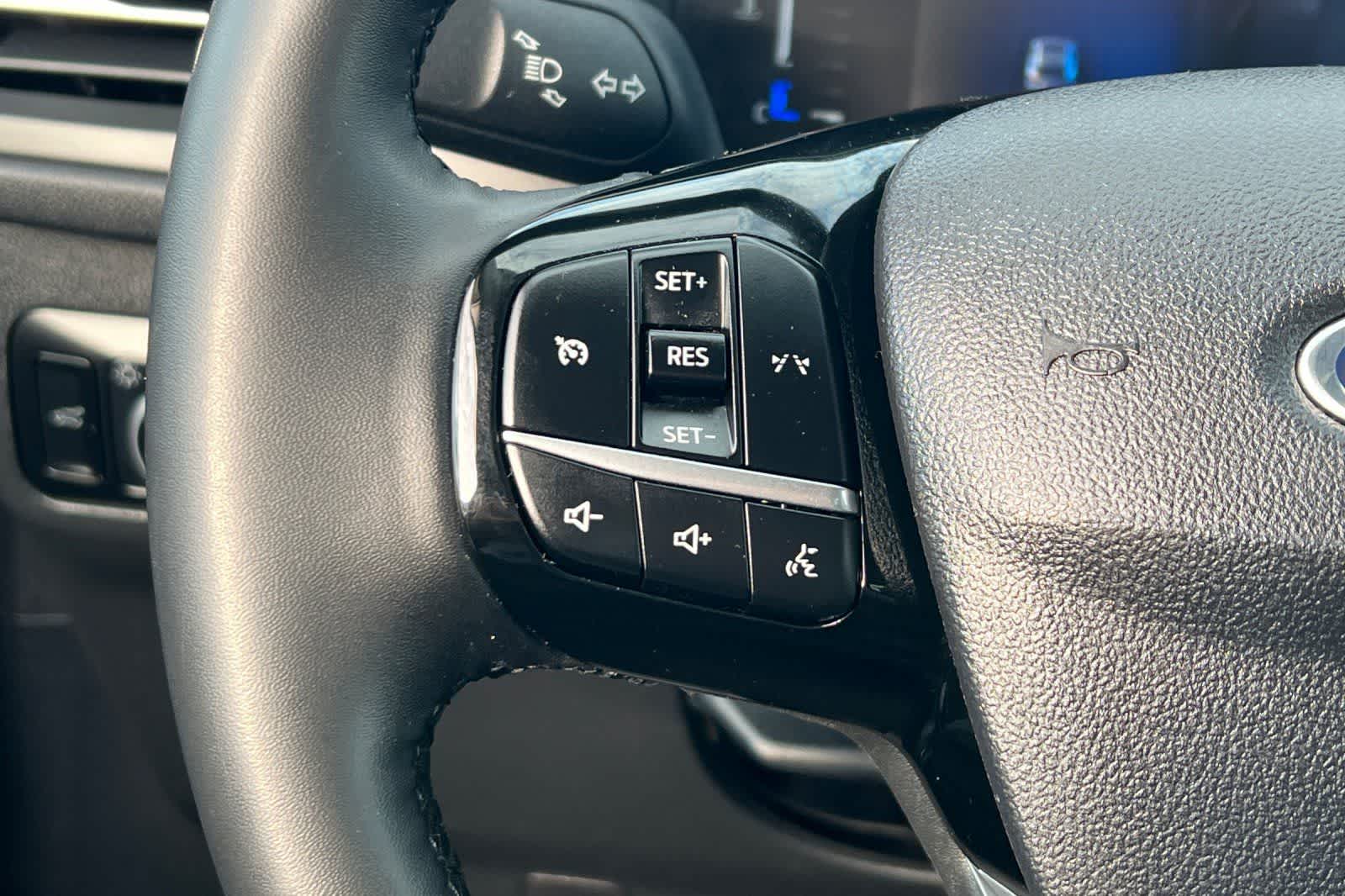 Thumbnail: 2024 Ford Escape - 30