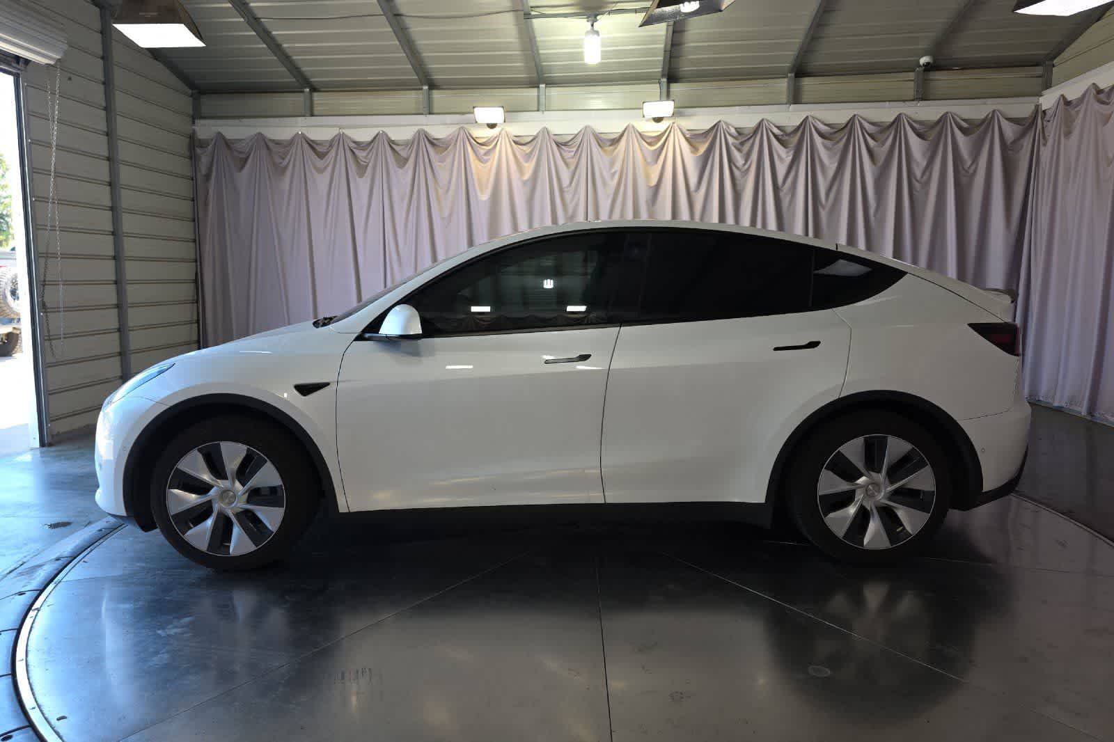 Thumbnail: 2021 Tesla Model Y - 6