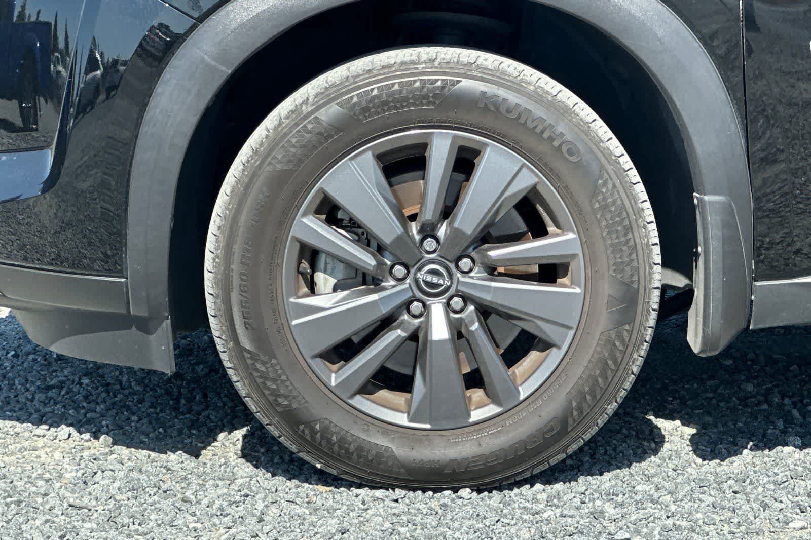 Thumbnail: 2024 Nissan Pathfinder - 12