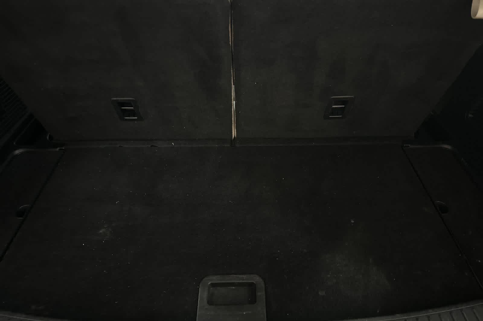 Thumbnail: 2020 Ford Explorer - 17