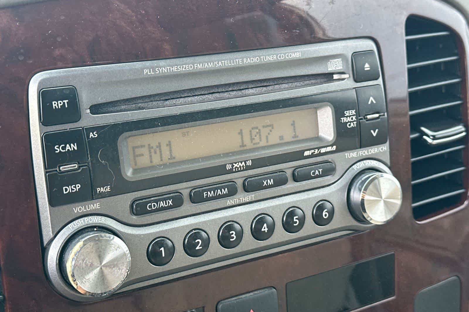 Thumbnail: 2006 Suzuki XL-7 - 23