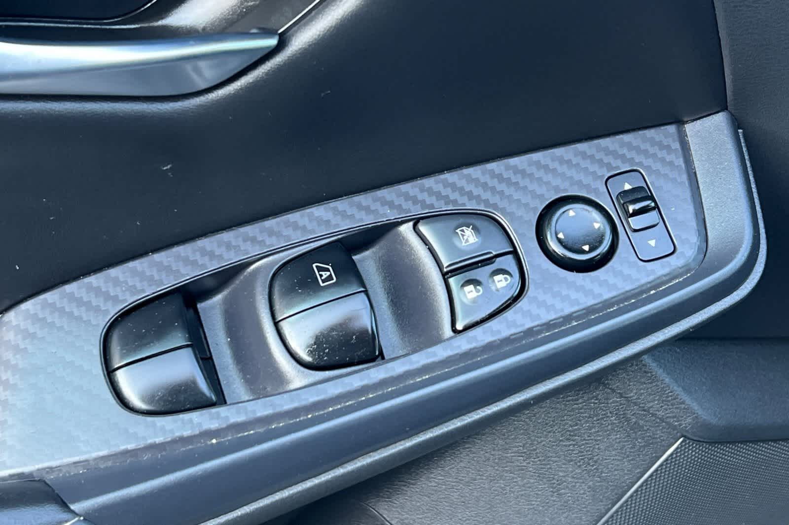 Thumbnail: 2023 Nissan Sentra - 14