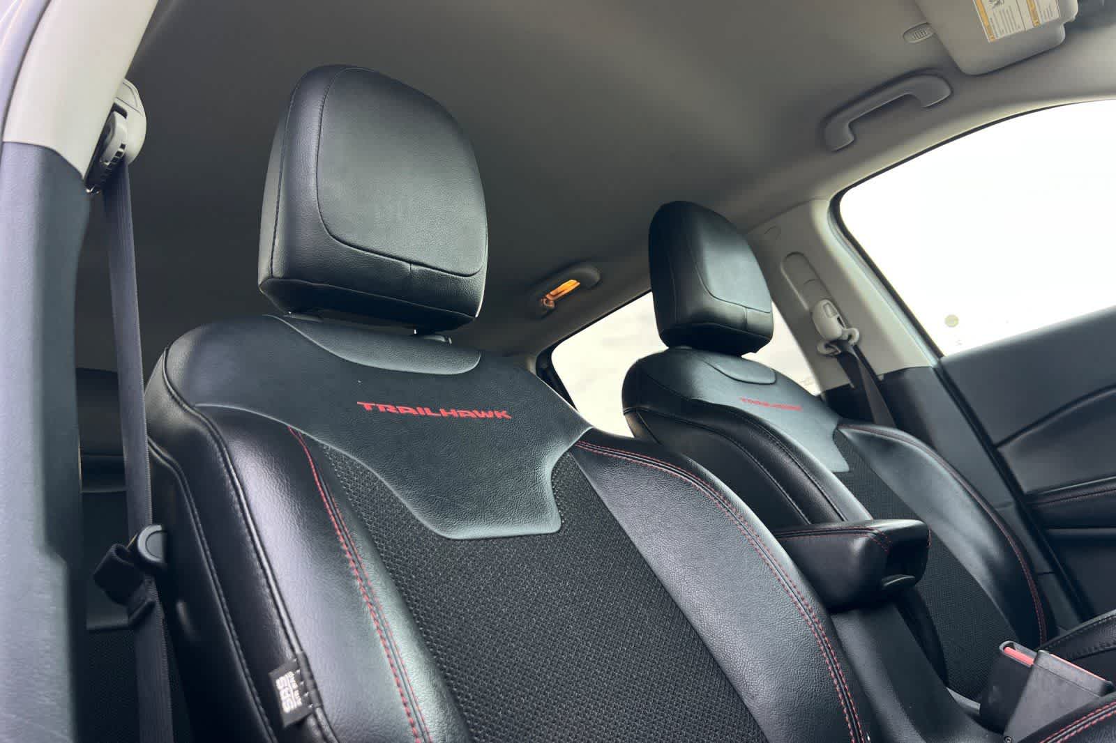 Thumbnail: 2020 Jeep Compass - 19