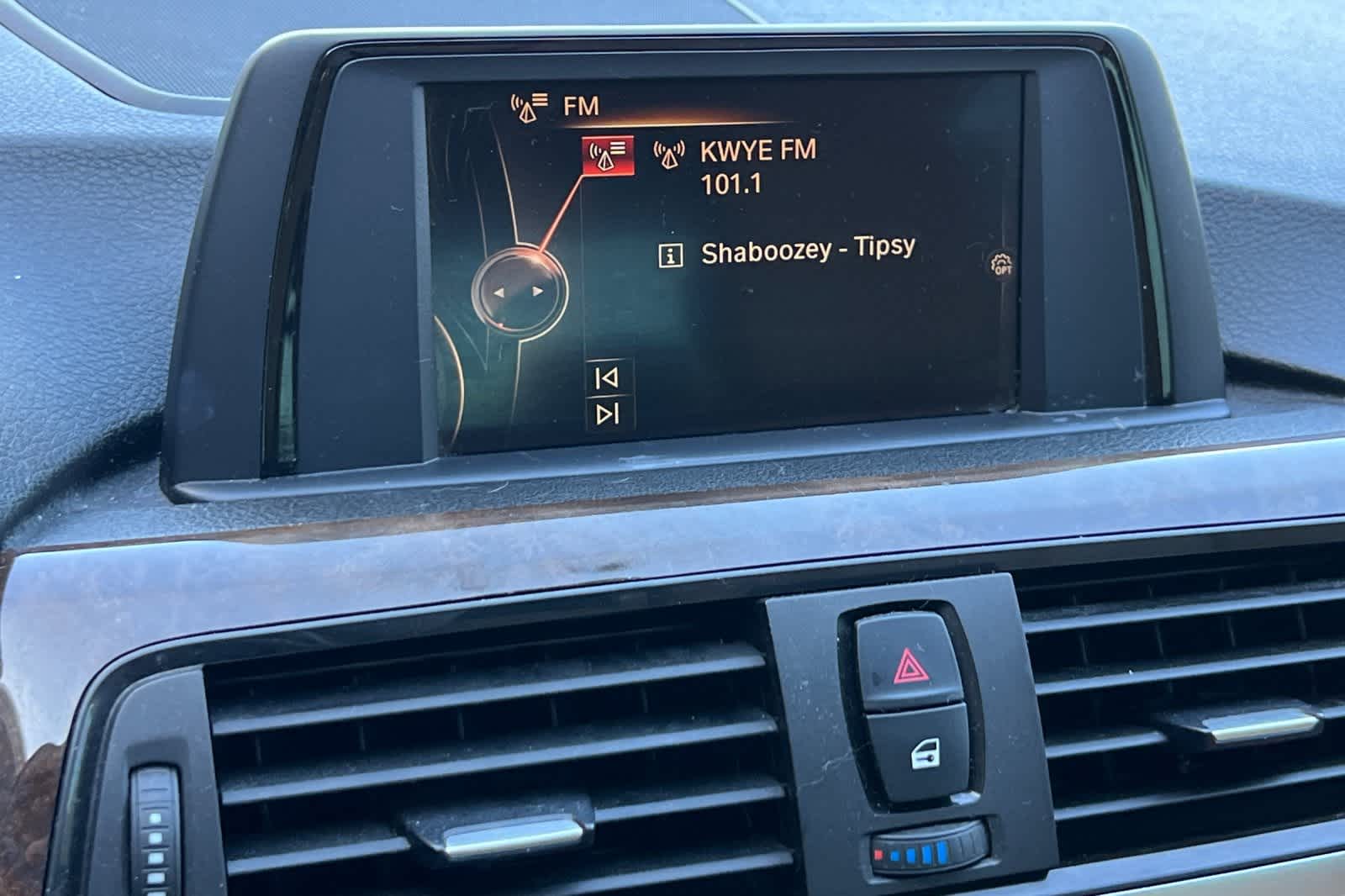 Thumbnail: 2015 BMW 3 Series - 18