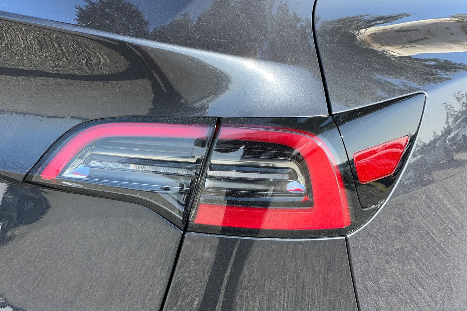 Thumbnail: 2024 Tesla Model Y - 35