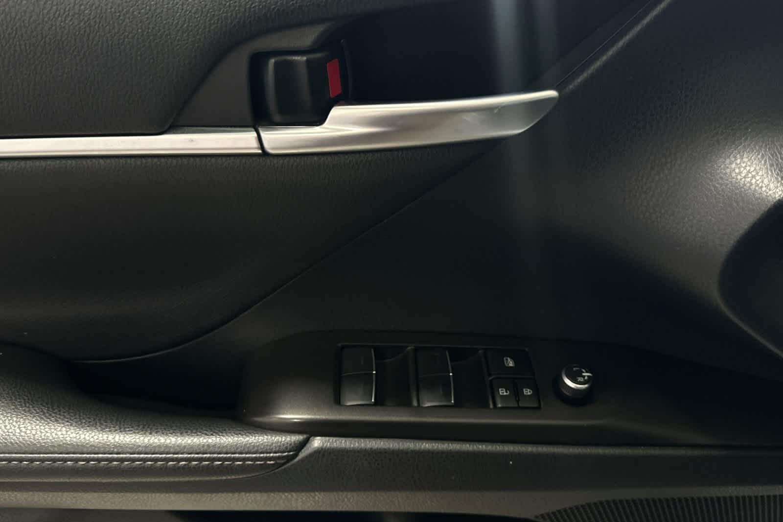 Thumbnail: 2023 Toyota Camry - 15