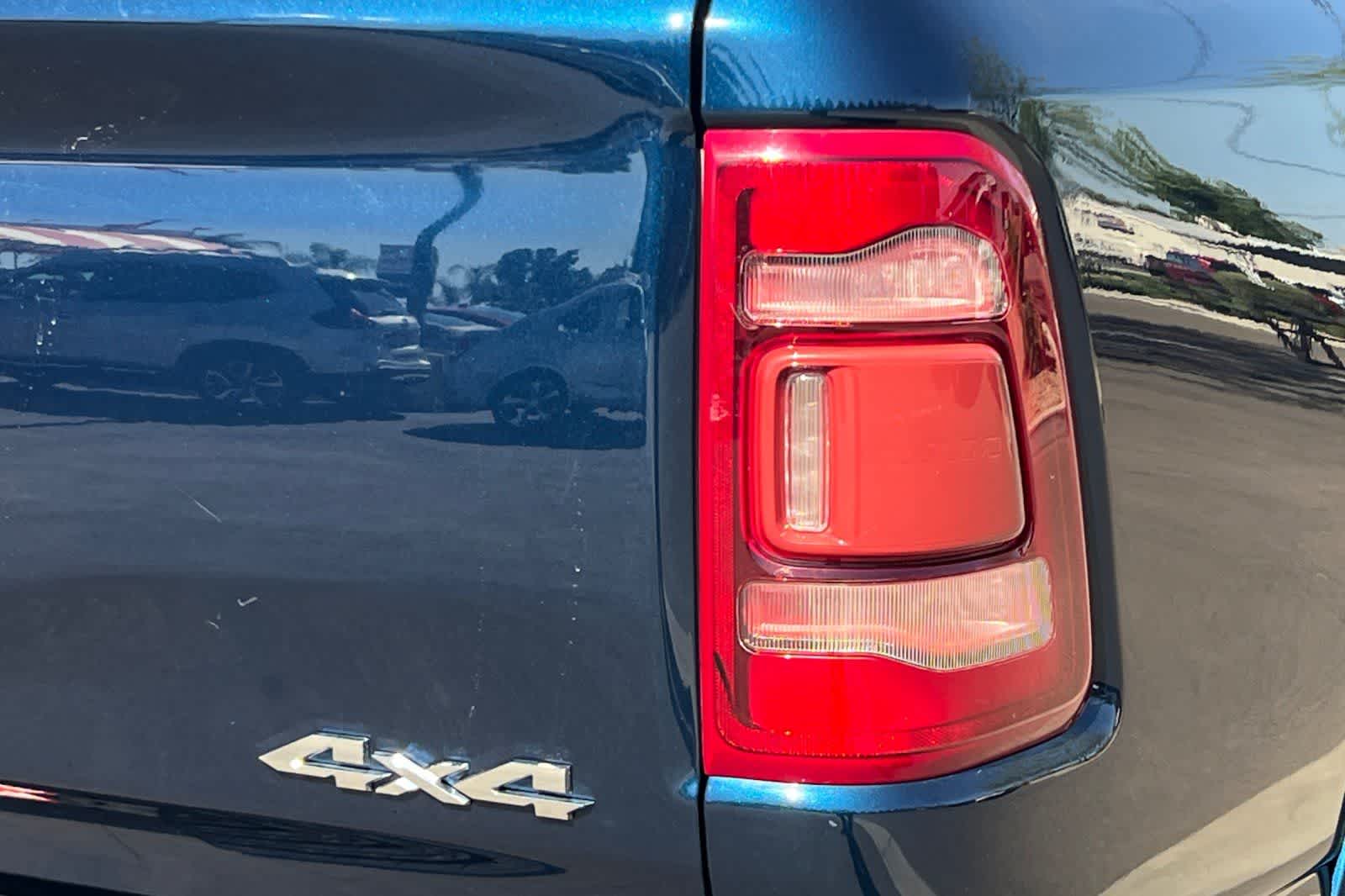 Thumbnail: 2019 RAM 1500 - 34