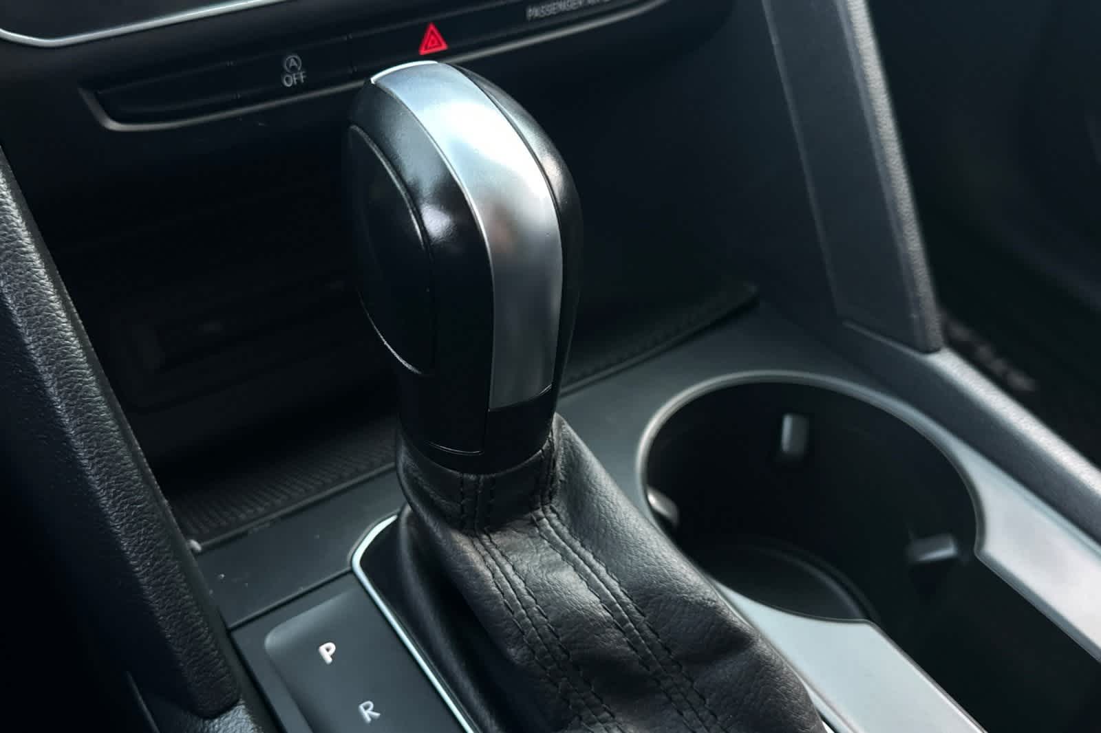 Thumbnail: 2021 Volkswagen Atlas - 27