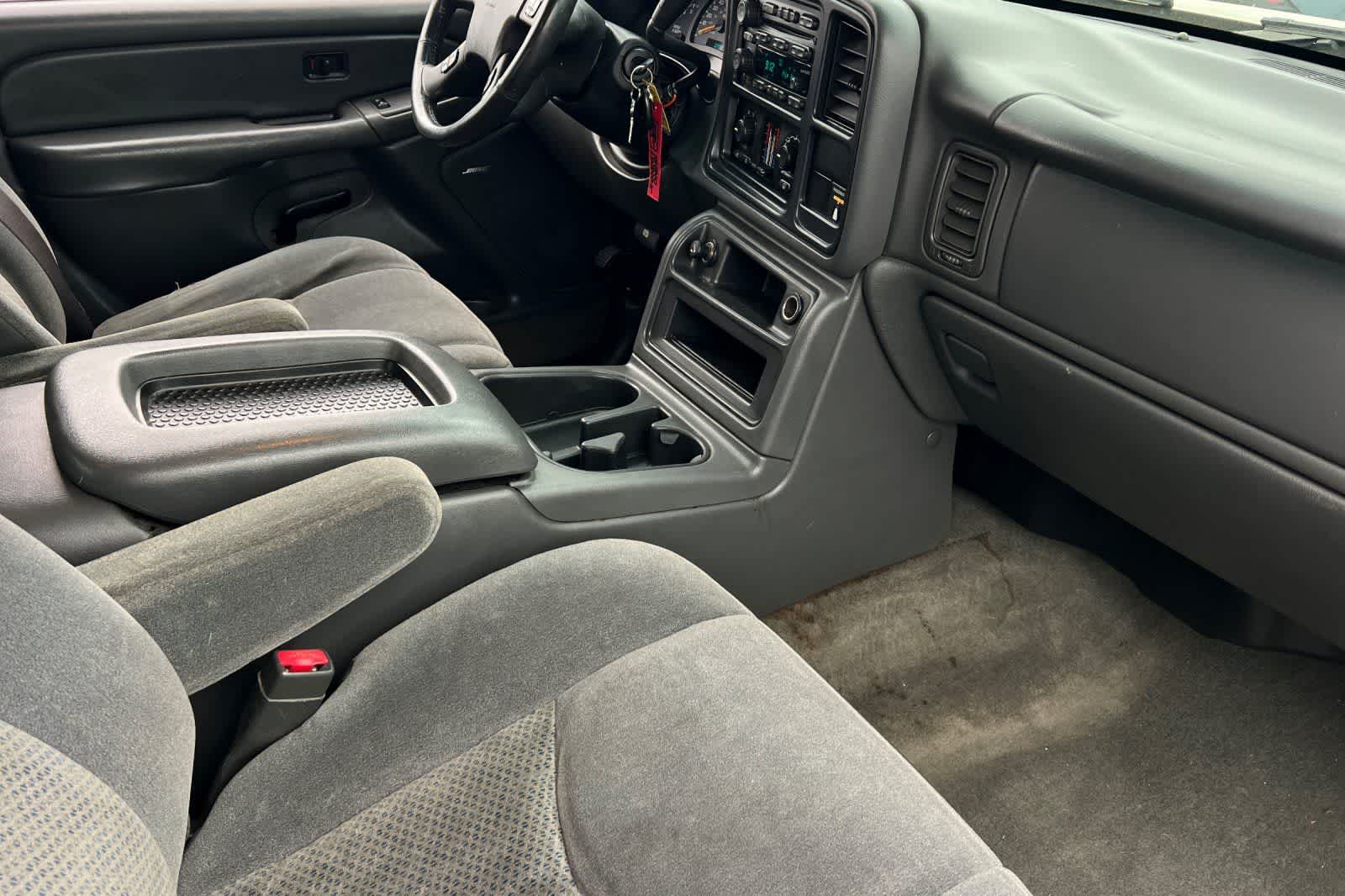 Thumbnail: 2004 Chevrolet Silverado 2500 - 17