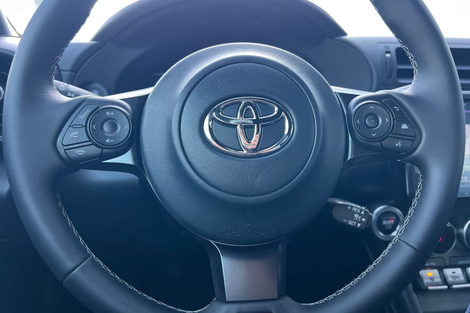 Thumbnail: 2025 Toyota GR86 - 24