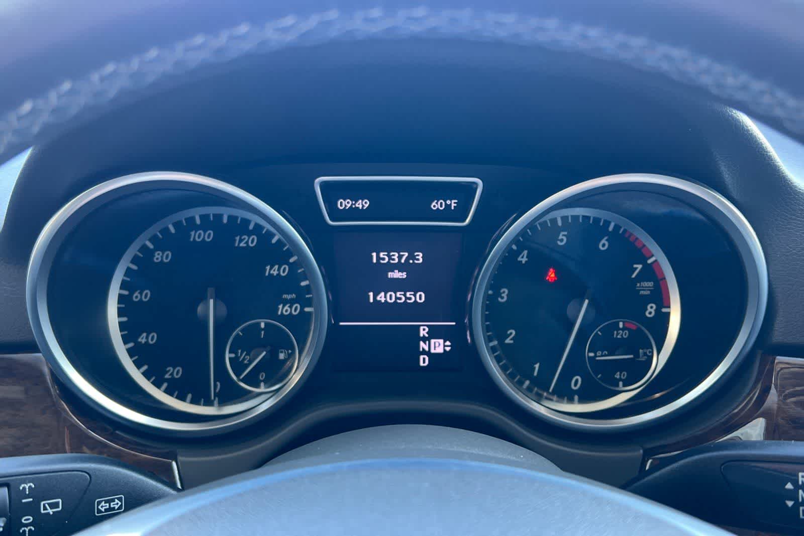 Thumbnail: 2012 Mercedes-Benz M-Class - 31