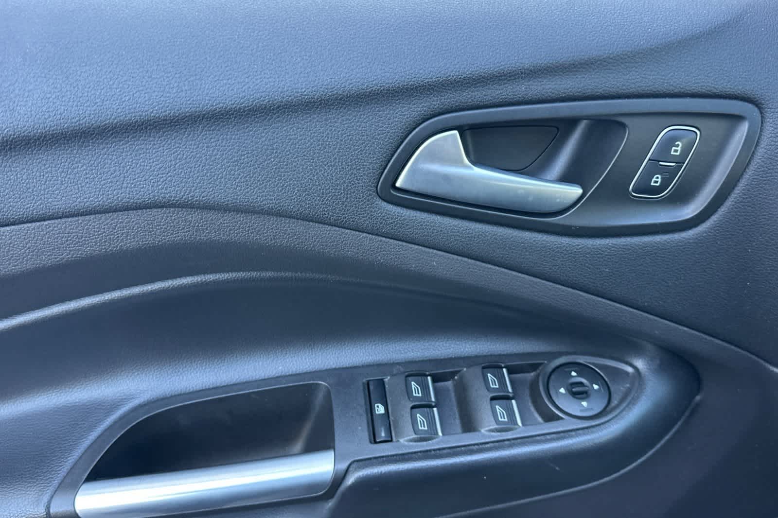 Thumbnail: 2019 Ford Escape - 13