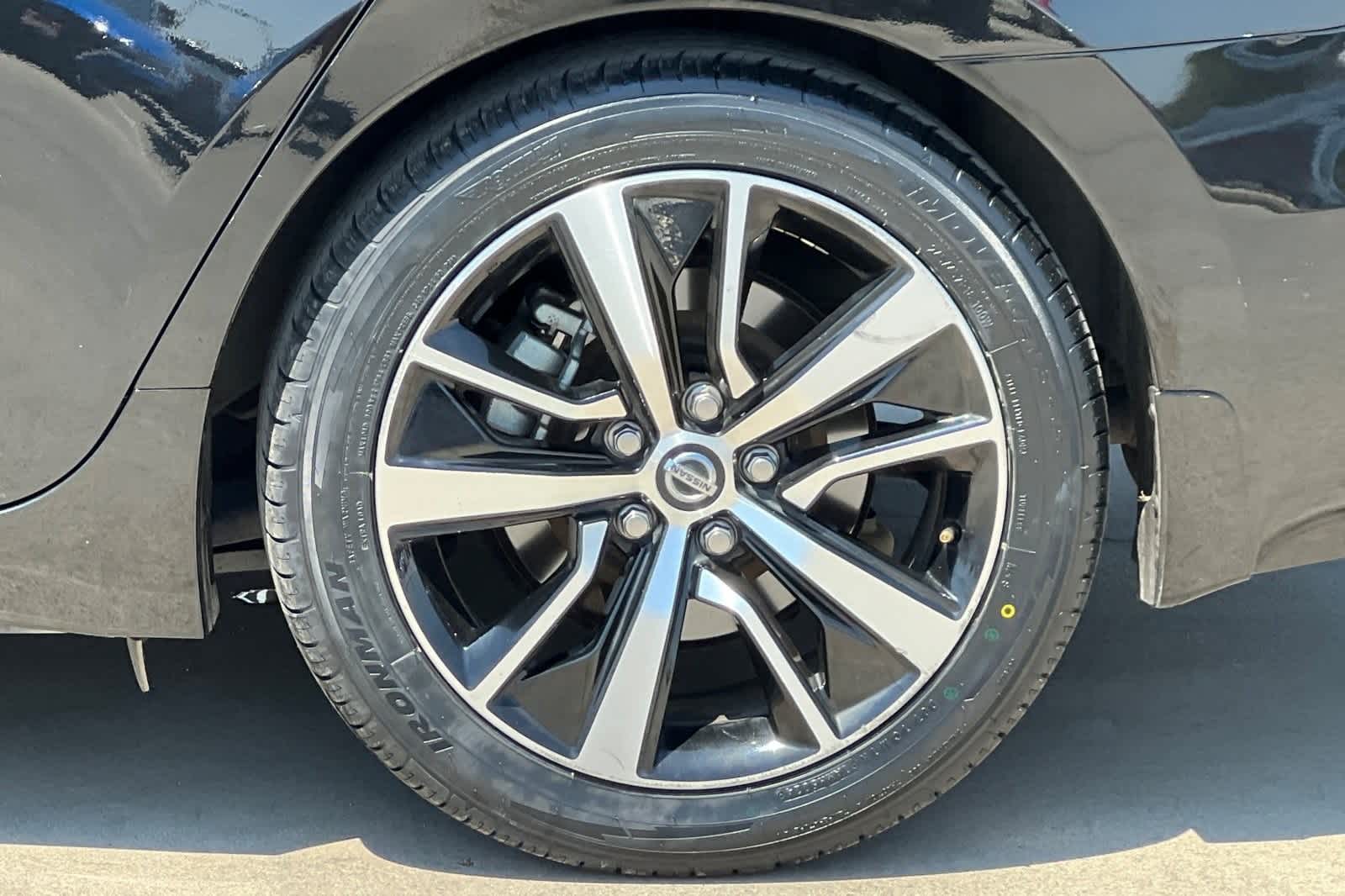 2021 Nissan Maxima SV 27