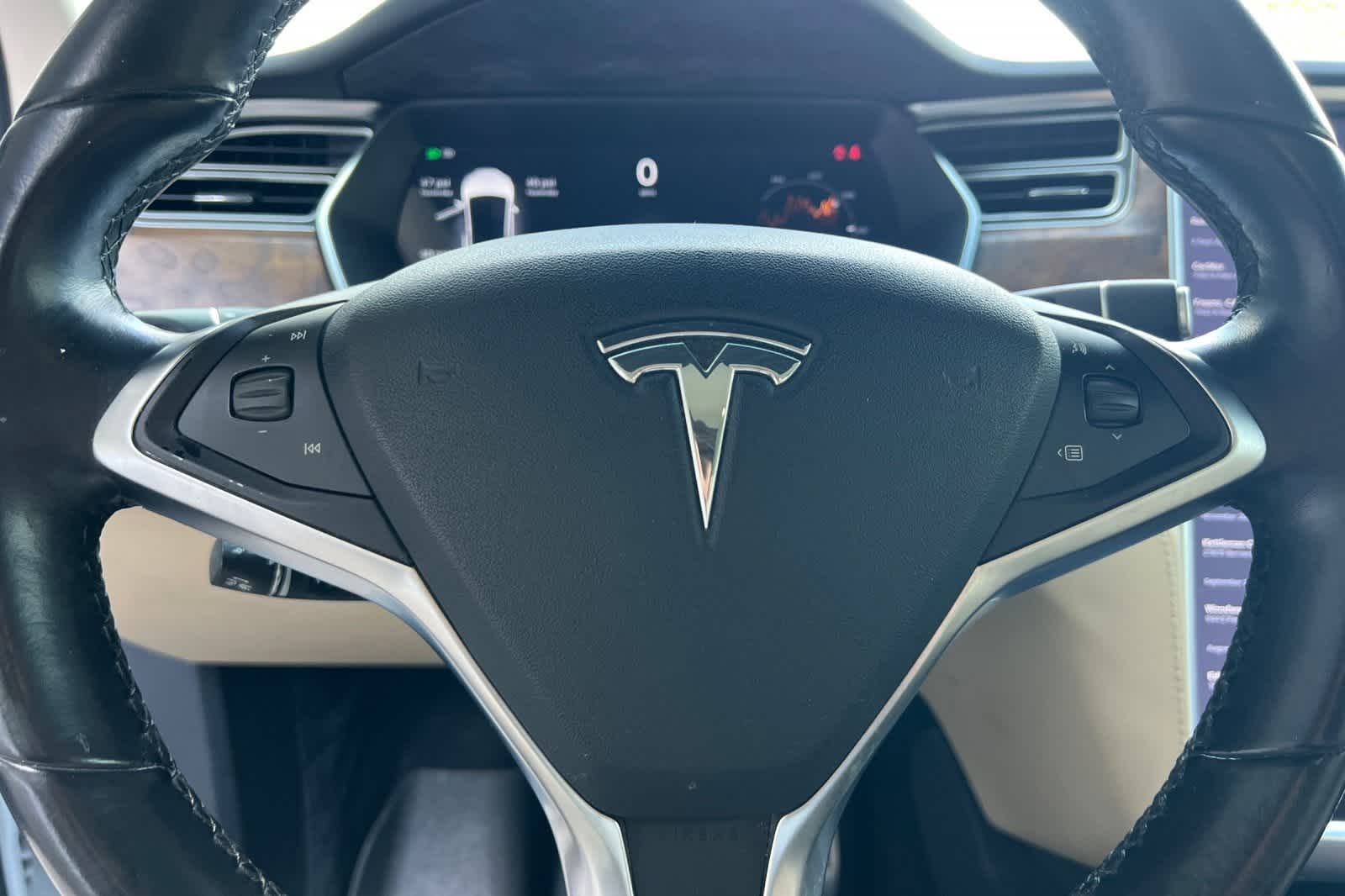 Thumbnail: 2016 Tesla Model X - 27