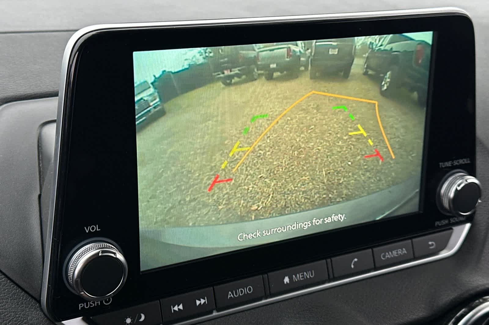 Thumbnail: 2021 Nissan Sentra - 18