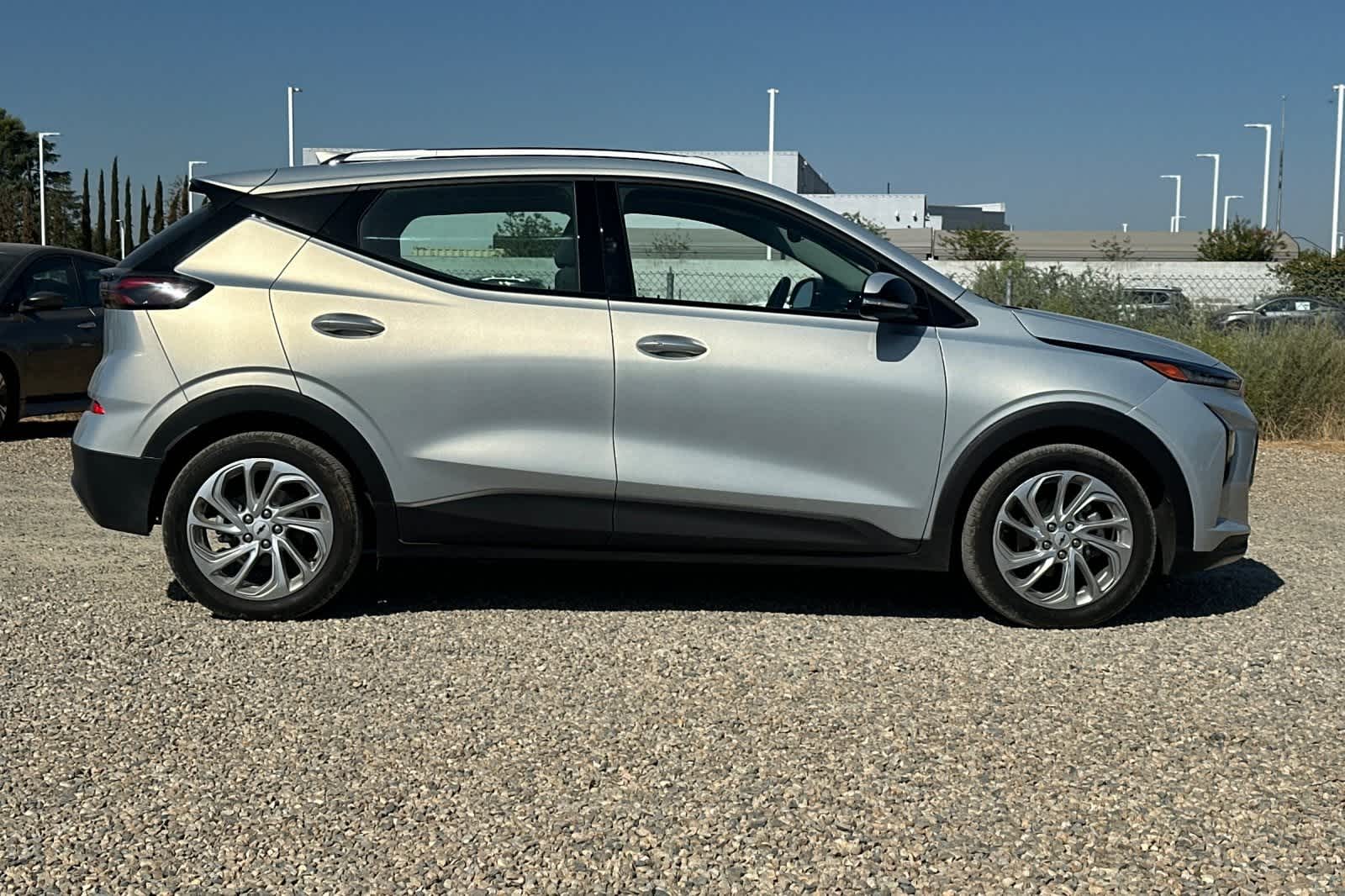 Thumbnail: 2023 Chevrolet Bolt EUV - 9