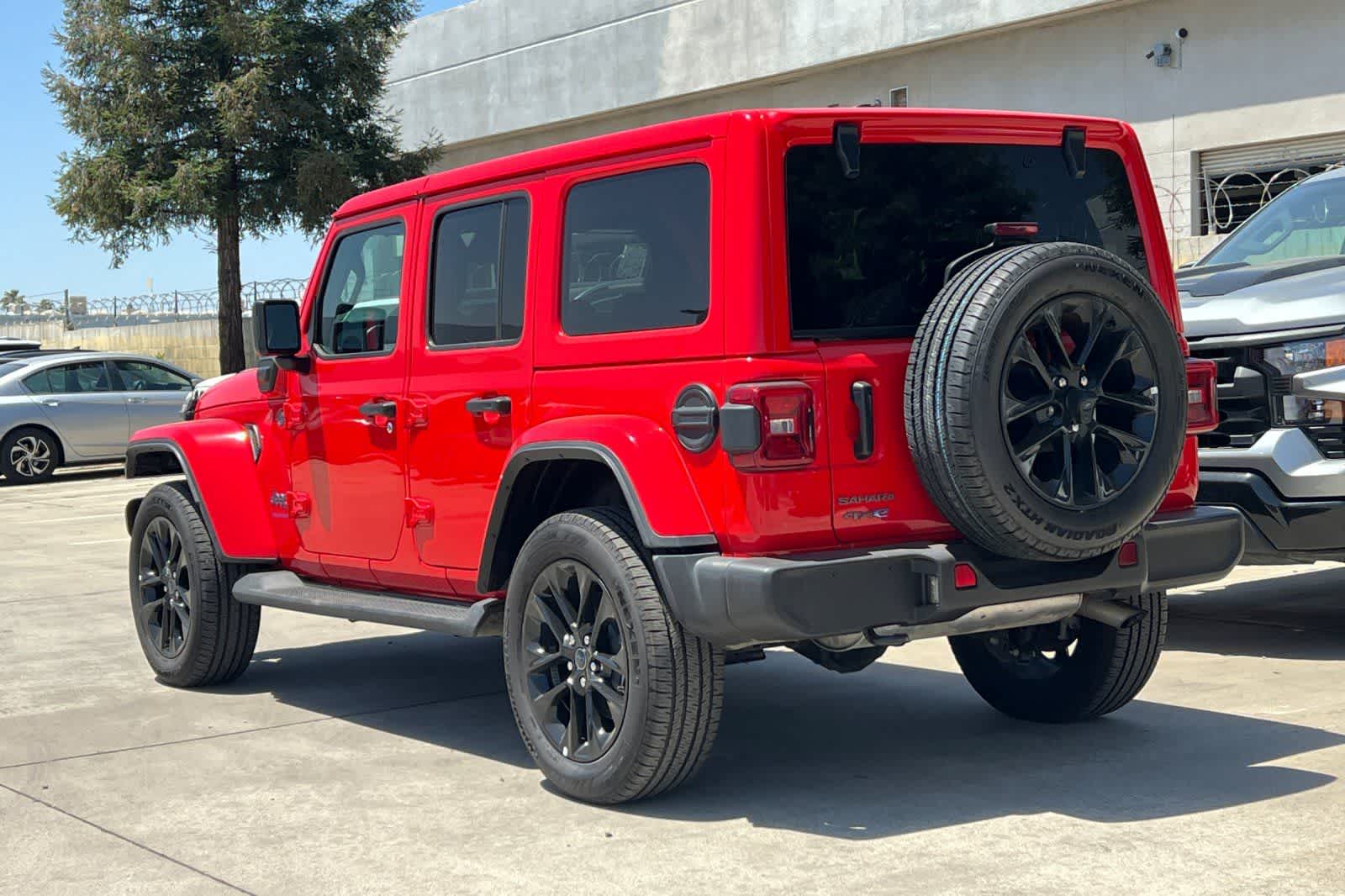 Thumbnail: 2025 Jeep Wrangler - 7