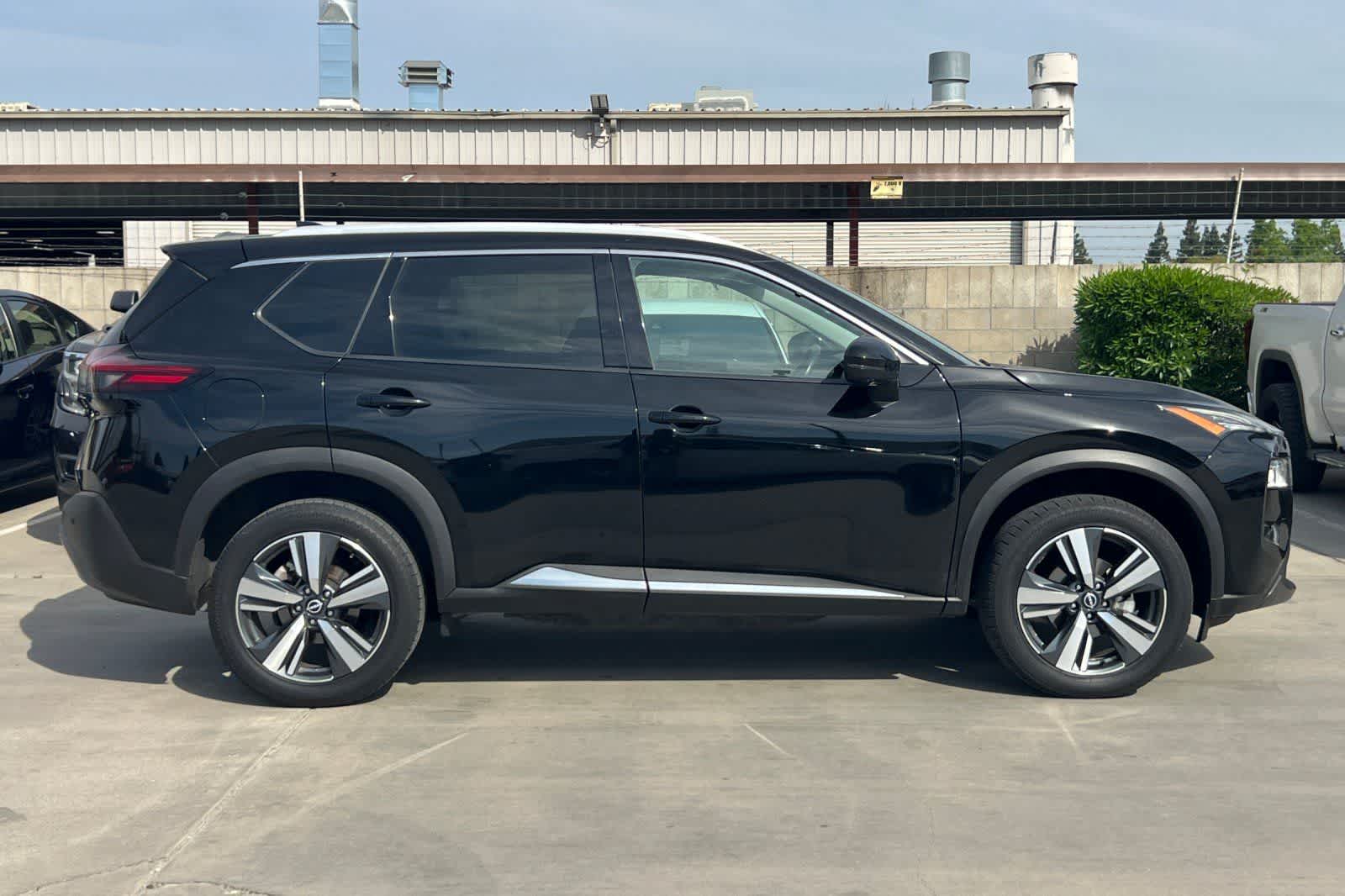 Thumbnail: 2023 Nissan Rogue - 9