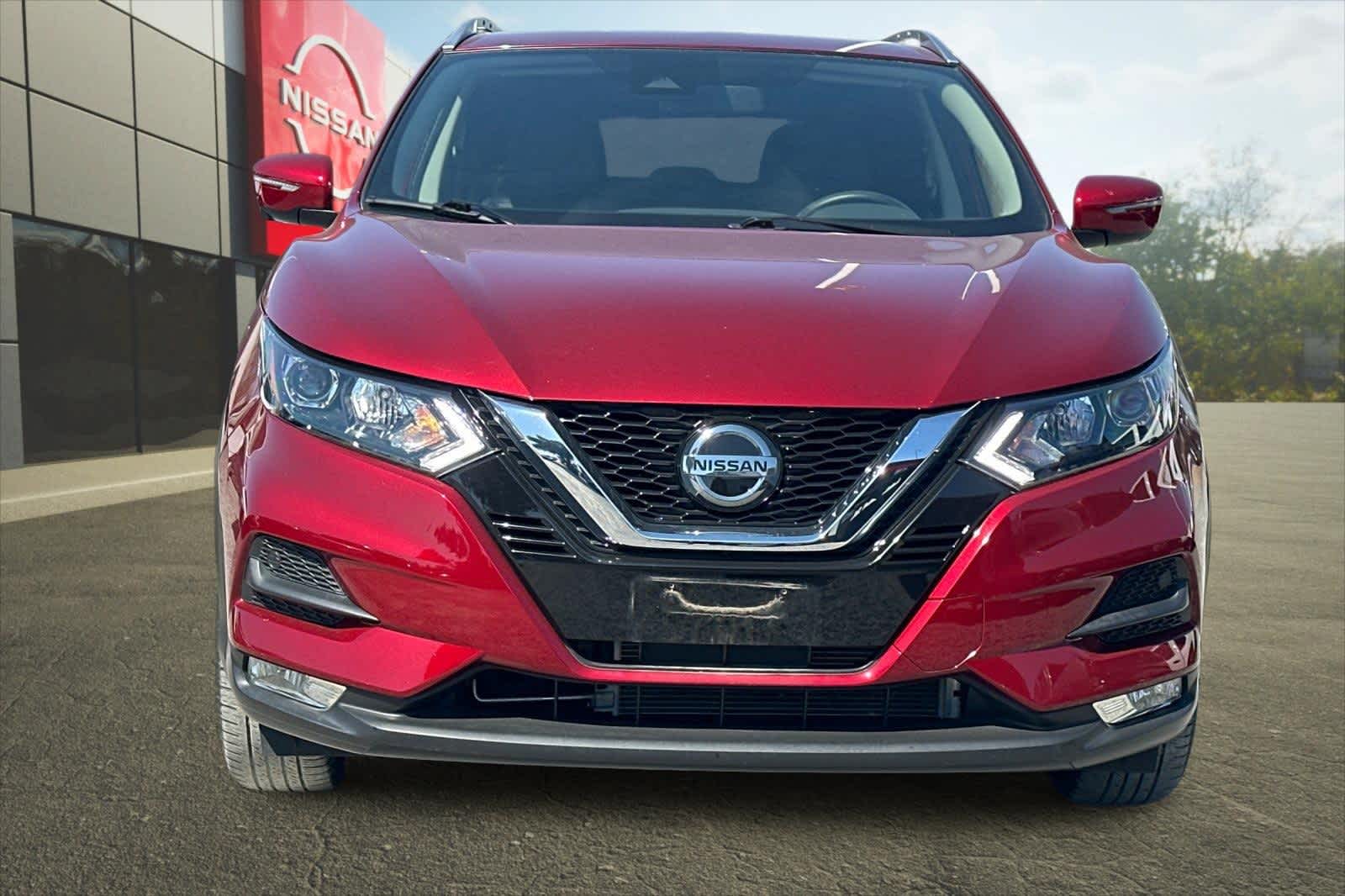 Thumbnail: 2022 Nissan Rogue Sport - 11