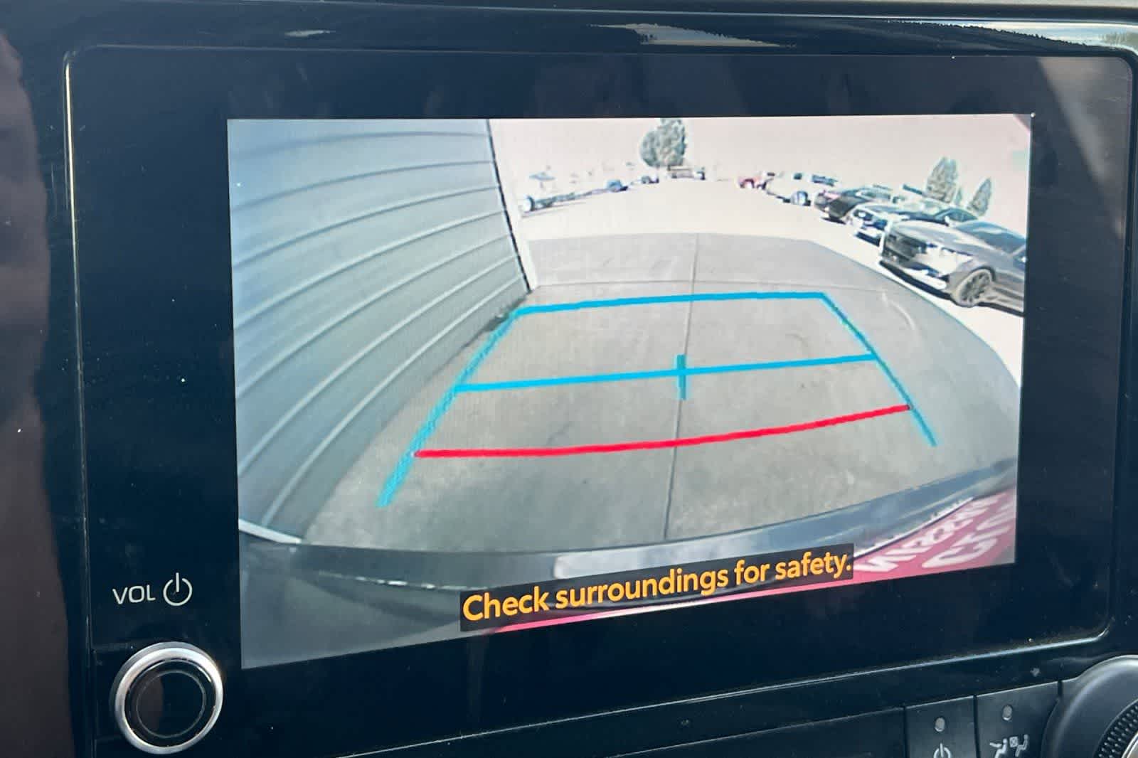 Thumbnail: 2023 Toyota Highlander - 20