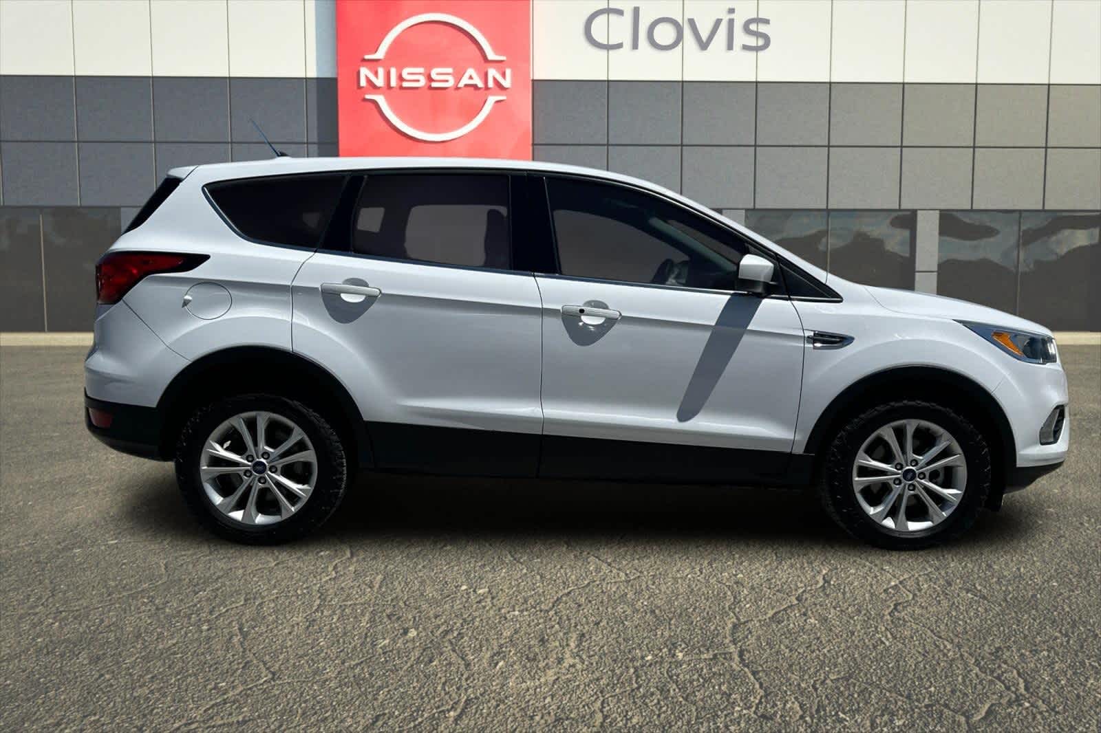 Thumbnail: 2019 Ford Escape - 9