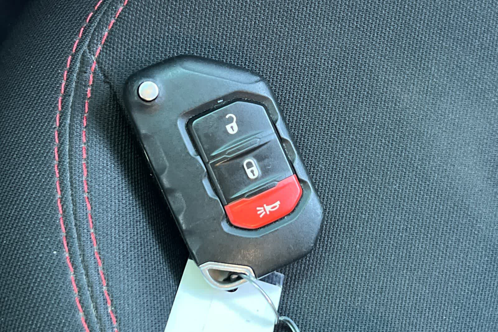 Thumbnail: 2020 Jeep Gladiator - 27